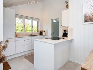 House | Private kitchen | Highchair