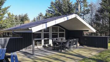 Rumah | Tempat makan outdoor