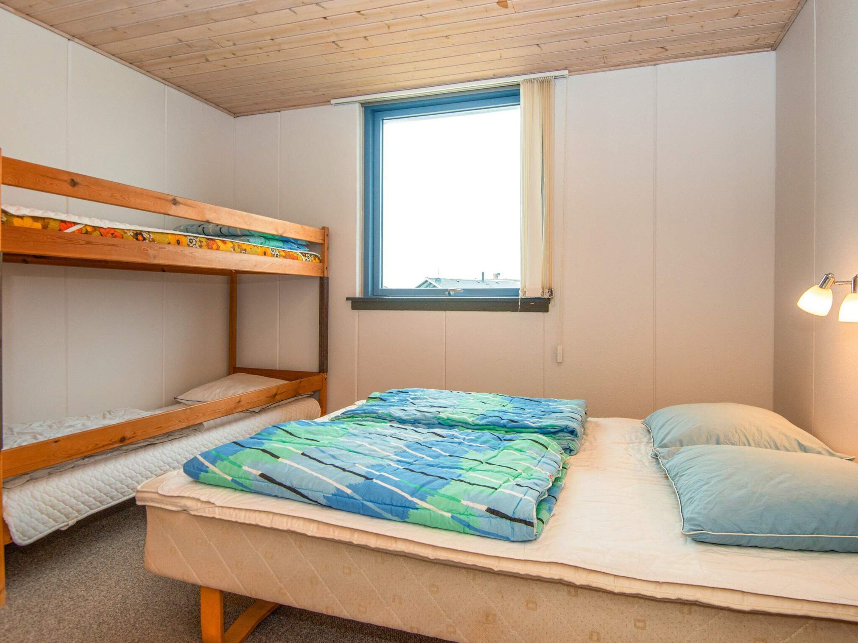 2 bedrooms