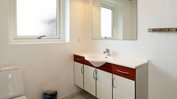 House | Bathroom