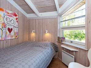 Room - 7 Person Holiday Home in Ebeltoft (Ebeltoft)