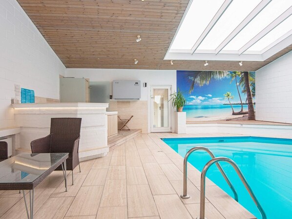 House | Pool | Outdoor pool