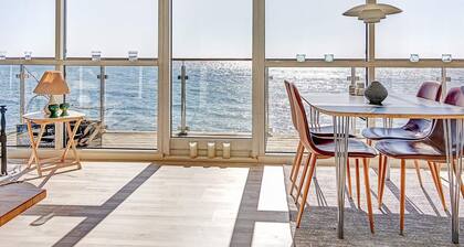 Sunlit Holiday Home in Bornholm near Sea