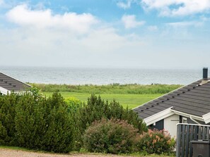 House | Water view