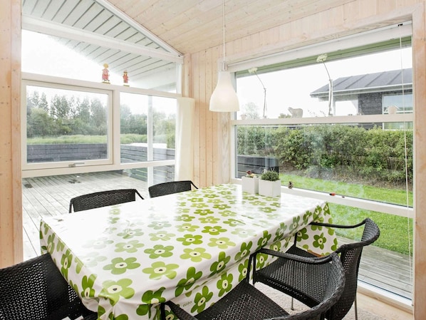 House | Dining