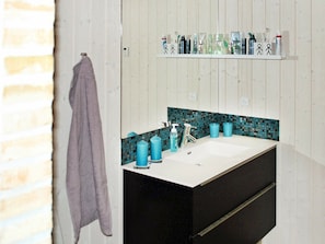 House | Bathroom