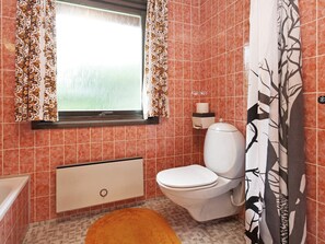 Bathroom - 5 Person Holiday Home in Vejby (Vejby)