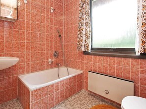 House | Bathroom - 5 Person Holiday Home in Vejby (Vejby)