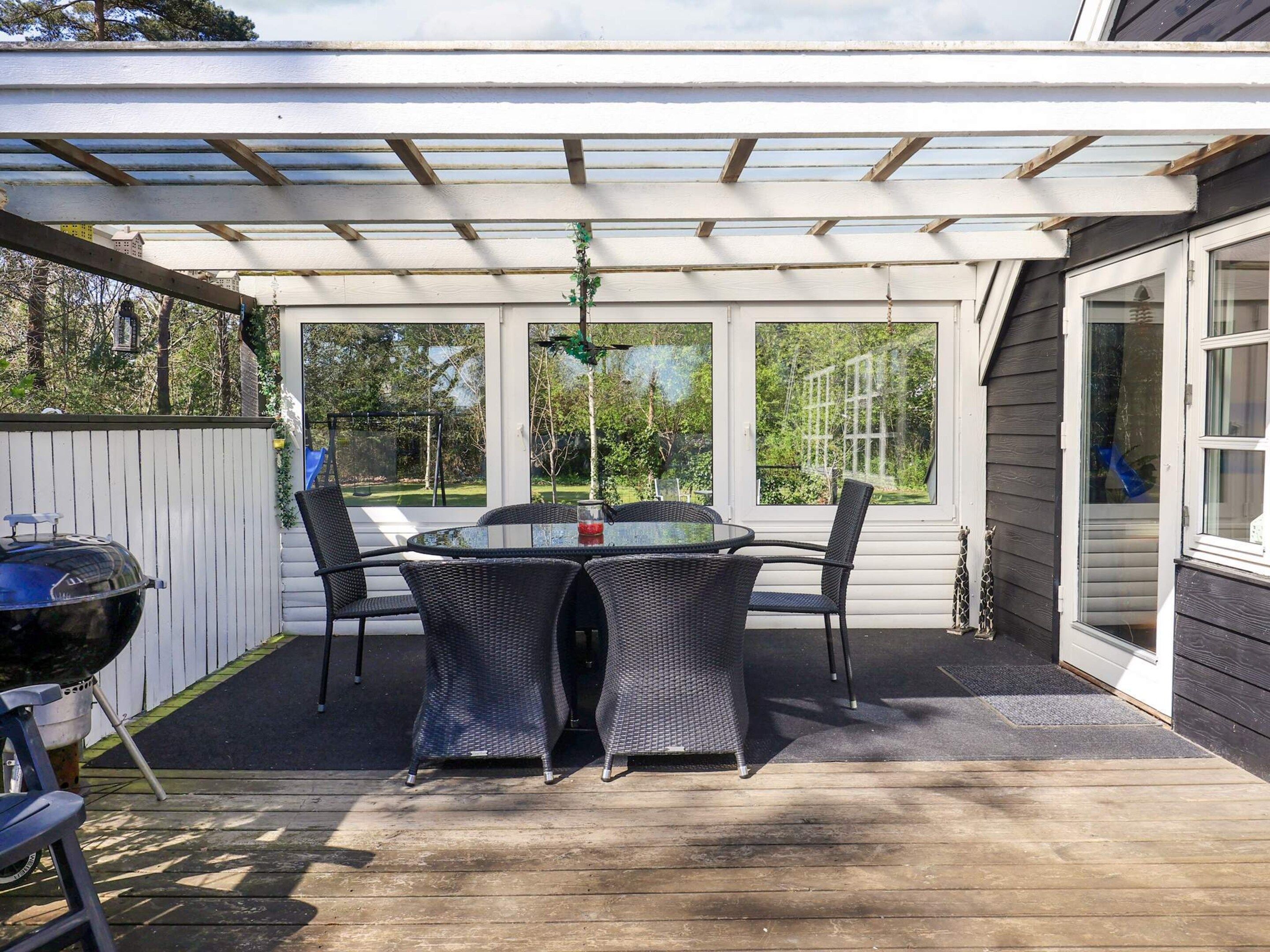 House | Outdoor dining