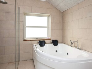 House | Spa treatment - 8 Person Holiday Home in Ulfborg-by Traum (Ulfborg)