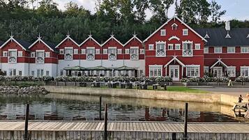 House | Bahagian luar