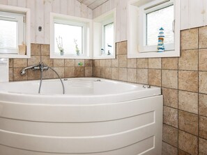 House | Spa treatment - 6 Person Holiday Home in Nordborg-by Traum (Nordborg)