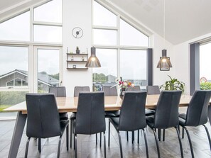 House | Dining