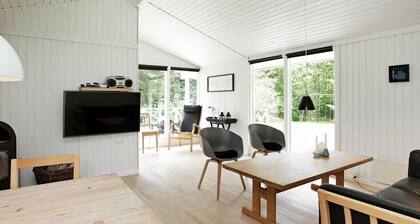 Peaceful Holiday Home in Hals near Sea