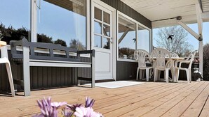 Exterior - Peaceful Holiday Home in Hals With Spacious Terrace (Hals)