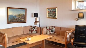 Unclassified image, 3 of 22, button - 6 Person Holiday Home in Allinge (Allinge)