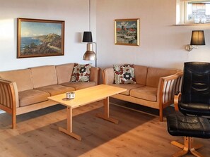Interior - 6 Person Holiday Home in Allinge (Allinge)