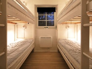 6 bedrooms