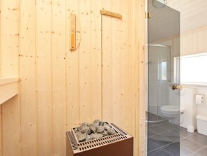 House | Bathroom - Holiday Home in Großenbrode (Grossenbrode)