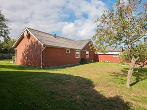 Exterior - Stunning Holiday Home in Romo Jutland With Garden (Romo)