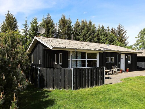 Lovely Holiday Home in Hals With Whirlpool