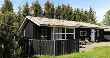 Lovely Holiday Home in Hals With Whirlpool