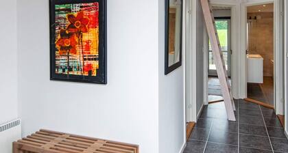 Bright Family Cottage by Kelstrup Beach