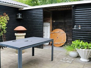 Exterior - Alluring Holiday Home in Storvorde near Sea (Storvorde)