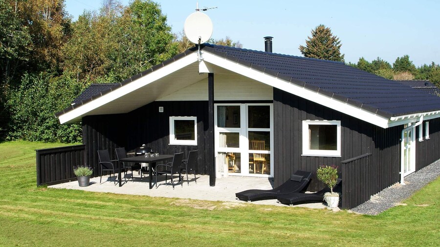 6 Person Holiday Home in Oksbol-by Traum