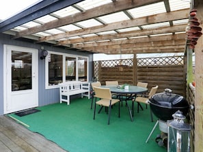Outdoor dining - Gorgeous Holiday Home in Gedser With Barbecue (Gedser)