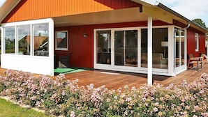 Exterior - Stylish Holiday Home in Hejls near Sea (Hejls)