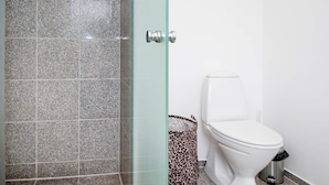 Bathroom - Stylish Holiday Home in Hejls near Sea (Hejls)