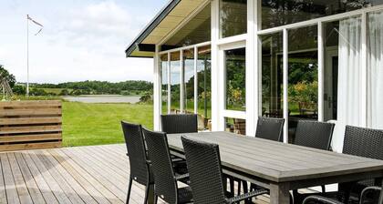 Spacious Holiday Home in Højslev near Sea