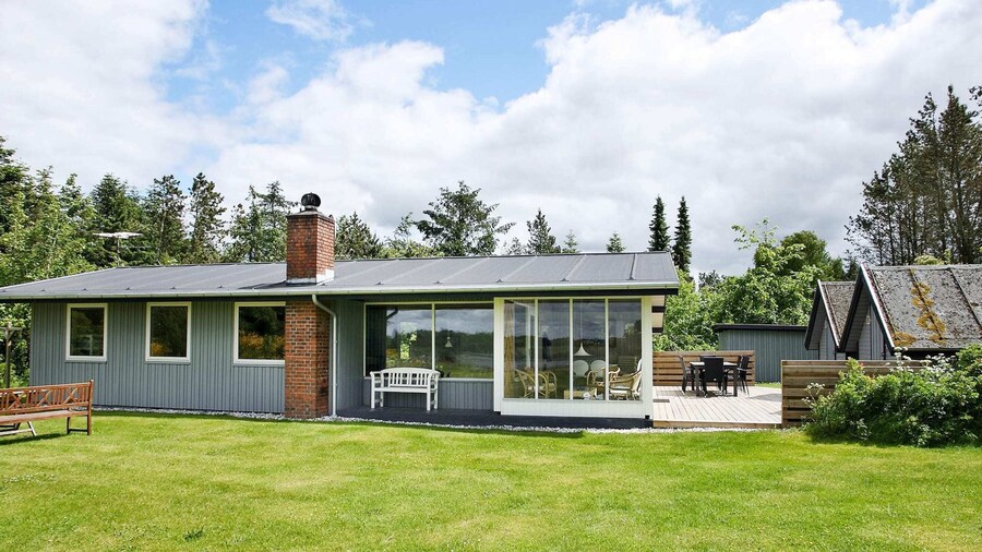 Spacious Holiday Home in Højslev near Sea