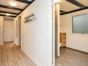 House | Interior - Seaside Retreat With Swing - By Traum Ferienwohnungen (Bjert)