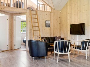 House | Interior - Luxury Villa With Pool - By Traum Ferienwohnungen (Vaeggerlose)