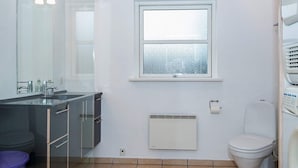 Unclassified image, 5 of 24, button - 8 Person Holiday Home in Grenaa (Grenaa)