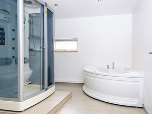 House | Bathroom