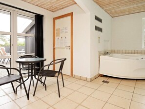 House | Spa treatment