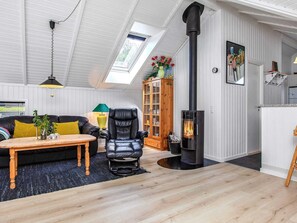 House | Interior - 4 Star Holiday Home in Vaeggerlose (Vaeggerlose)