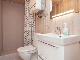 House | Bathroom
