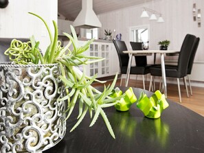Dining - Tranquil Holiday Home in Harboøre near Sea (Harboore)