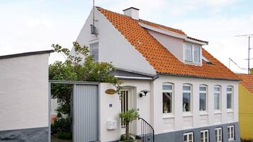 Apartment | Exterior