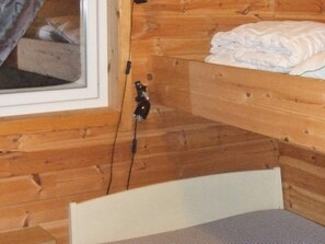 3 bedrooms, individually furnished