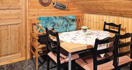 6 Person Holiday Home in Rebbenes