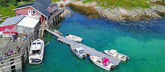 6 Person Holiday Home in Rebbenes