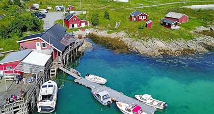 6 Person Holiday Home in Rebbenes