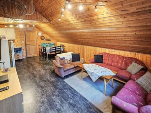 Living area - 6 Person Holiday Home in Rebbenes (Tromsø)