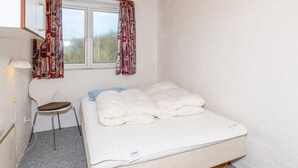 House - 10 Person Holiday Home in Frostrup (Frøstrup)