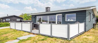 6 Person Holiday Home in Ebeltoft-by Traum